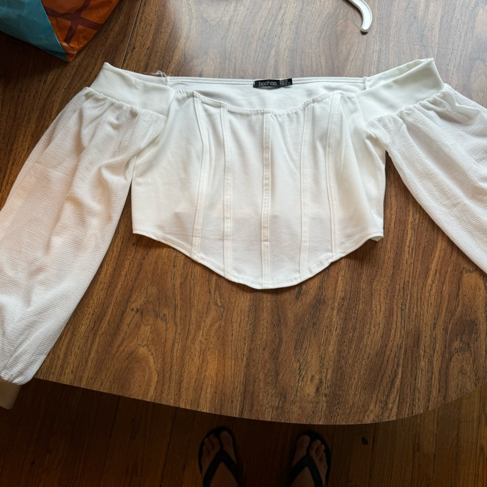 Boohoo Cropped White Shirt